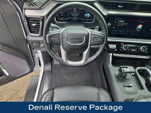 Used 2023 GMC Sierra 1500 Denali w/ Denali Reserve Package AWD/4WD image 3