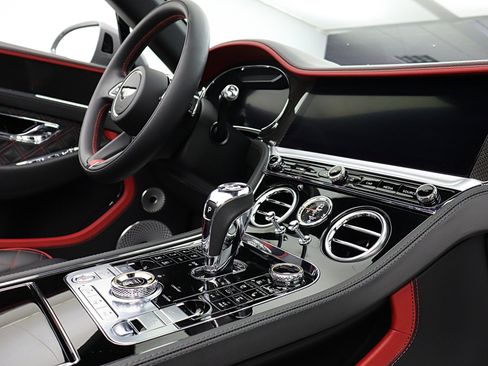 Certified 2022 Bentley Continental GT Speed AWD/4WD image 46