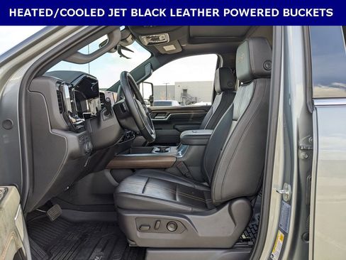 Used 2024 Chevrolet Silverado 2500 High Country w/ High Country Premium Package image 5