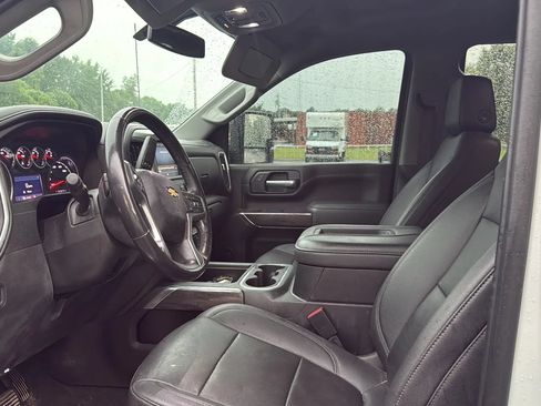 Used 2021 Chevrolet Silverado 2500 LTZ w/ LTZ Convenience Package AWD/4WD image 14
