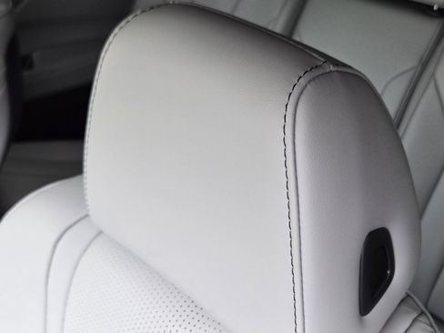 Certified 2026 Acura MDX w/ Technology Package image 15