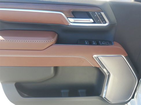 New 2026 GMC Sierra 3500 Denali Ultimate image 10