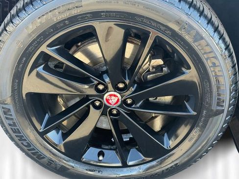 Used 2021 Jaguar F-PACE S AWD/4WD image 9