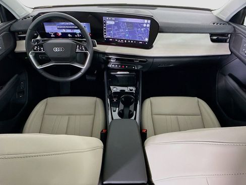 New 2026 Audi Q3 quattro 2.0T image 14