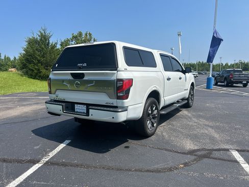 Used 2021 Nissan Titan Platinum Reserve w/ Moonroof Package AWD/4WD image 7
