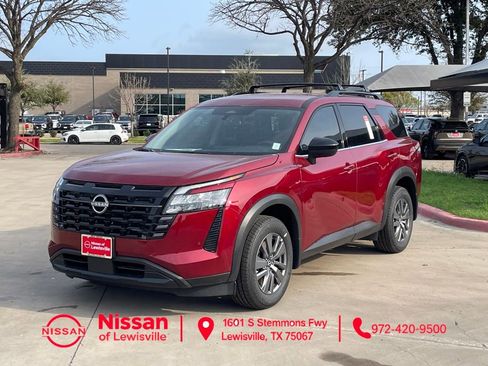 New 2026 Nissan Pathfinder SV w/ Cargo Package AWD/4WD image 1