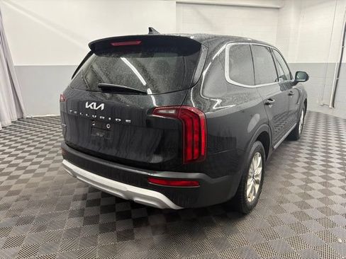 Used 2022 Kia Telluride LX AWD/4WD image 4