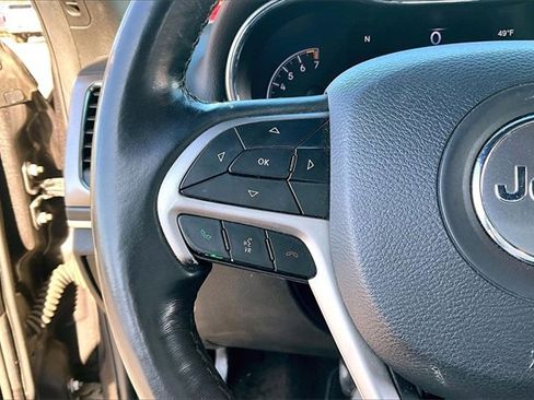 Used 2019 Jeep Grand Cherokee Limited w/ Trailer Tow Group IV image 11