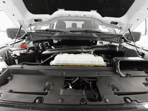 Used 2024 Ford F150 XLT w/ Tow/Haul Package image 34