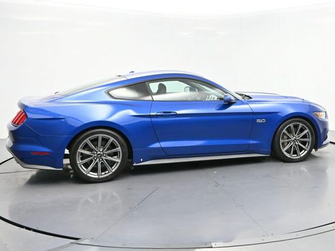 Used 2017 Ford Mustang GT Premium RWD image 8