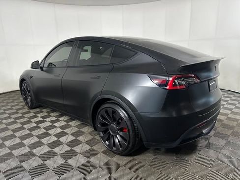 Used 2021 Tesla Model Y Performance image 5