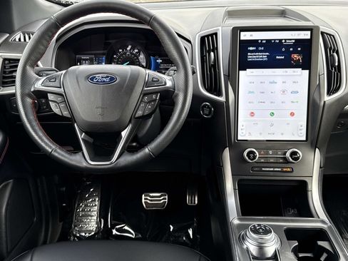 Used 2022 Ford Edge ST-Line image 2