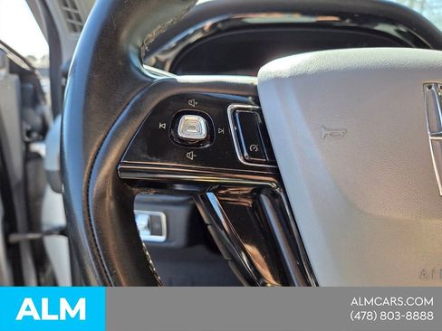 Used 2022 Lincoln Corsair AWD w/ Equipment Group 101A image 24