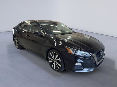 Used 2021 Nissan Altima 2.5 SR w/ SR Premium Package