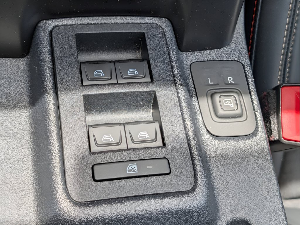 Used 2025 Ford Bronco Raptor AWD/4WD image 24