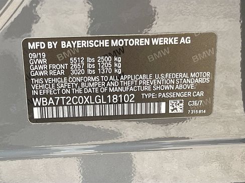 Used 2020 BMW 740i w/ M Sport Package RWD image 40