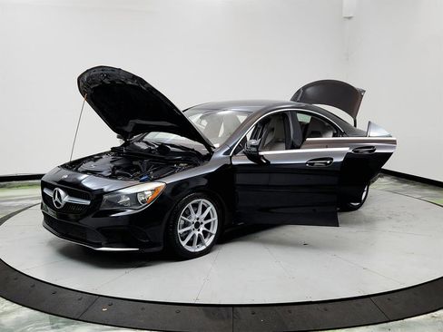 Used 2019 Mercedes-Benz CLA 250 image 9
