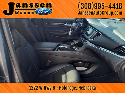 Used 2021 Buick Enclave Avenir FWD image 7