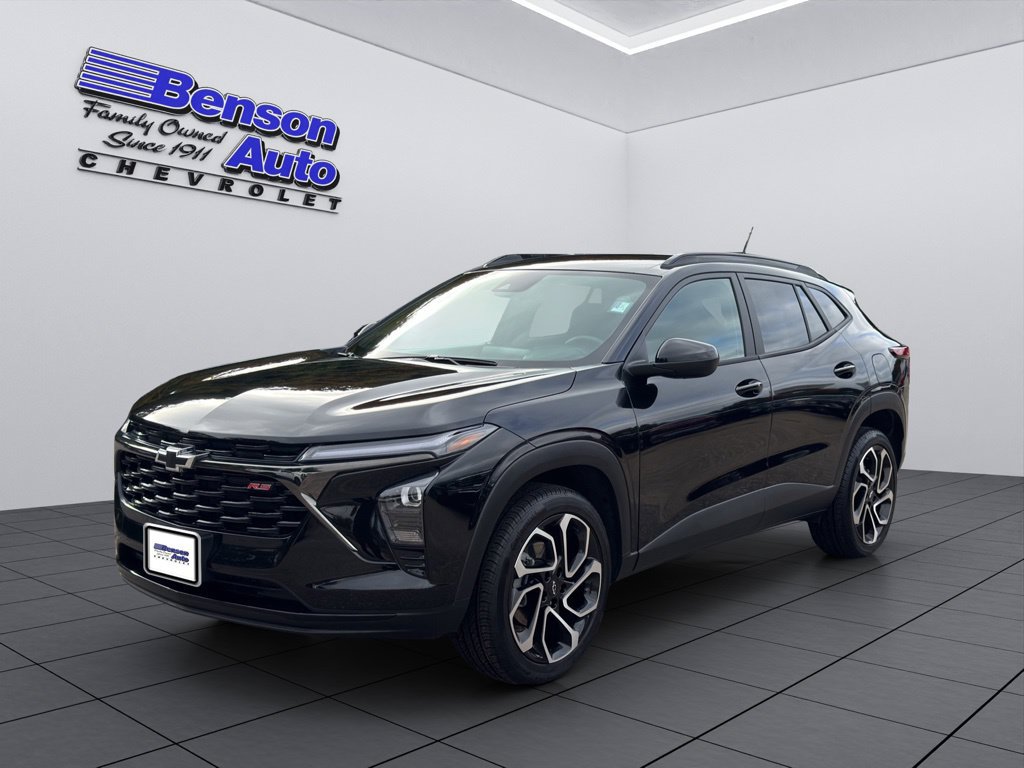 Certified 2024 Chevrolet Trax RS FWD image 1
