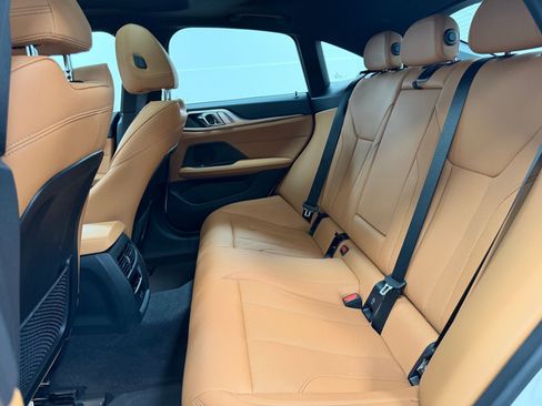 Used 2023 BMW i4 eDrive35 image 23