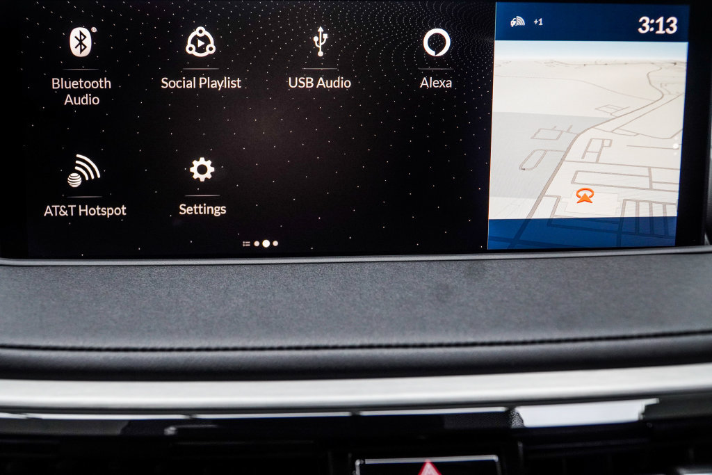 Used 2024 Acura MDX w/ Technology Package FWD image 30
