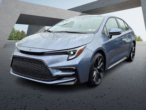 Certified 2026 Toyota Corolla SE image 3