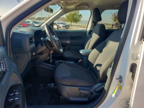 Used 2022 Ford Maverick XL image 11