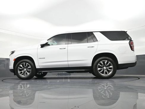 Used 2022 Chevrolet Tahoe LT w/ LT Signature Package RWD image 26