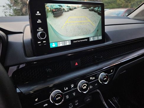 Used 2025 Honda CR-V EX-L image 18