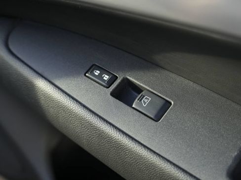 Used 2015 INFINITI Q40 AWD w/ Navigation Package image 32