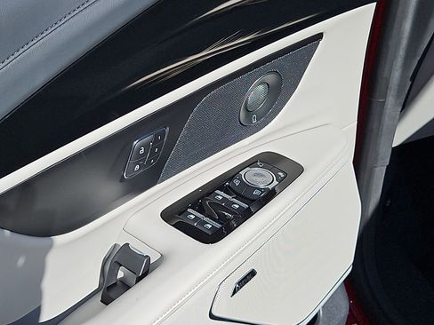 New 2026 Lincoln Nautilus Premier w/ Equipment Group 102A image 18