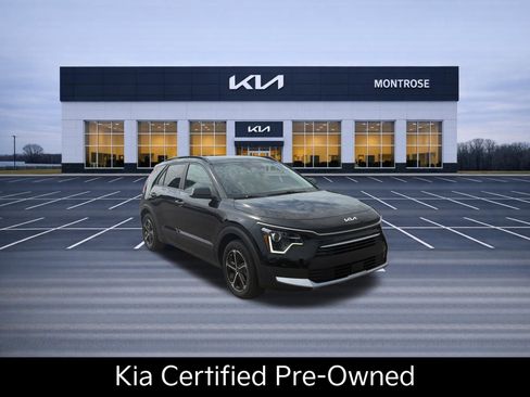 Certified 2023 Kia Niro EX FWD image 3