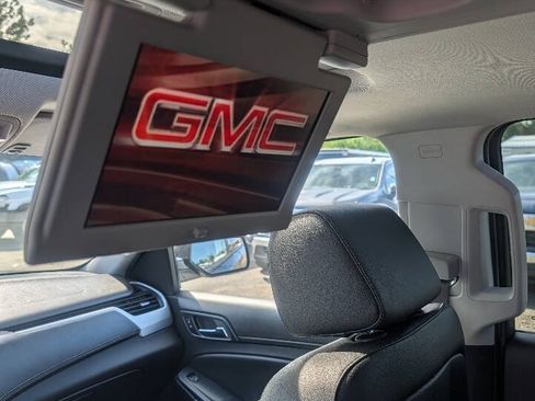 Used 2015 GMC Yukon SLT w/ Open Road Package AWD/4WD image 31