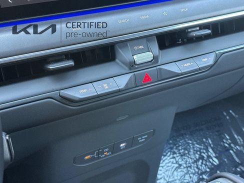 Certified 2024 Kia EV9 Land AWD/4WD image 22