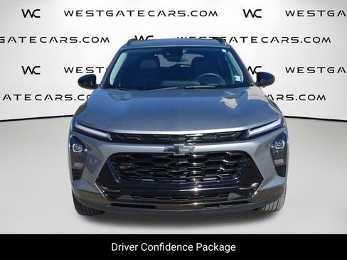 Used 2024 Chevrolet Trax ACTIV w/ Sunroof Package image 4