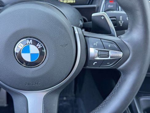 Used 2016 BMW M235i Coupe image 22