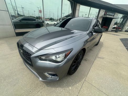 Used 2018 INFINITI Q50 Luxe w/ Essential Package (3.0T Luxe) AWD/4WD image 7