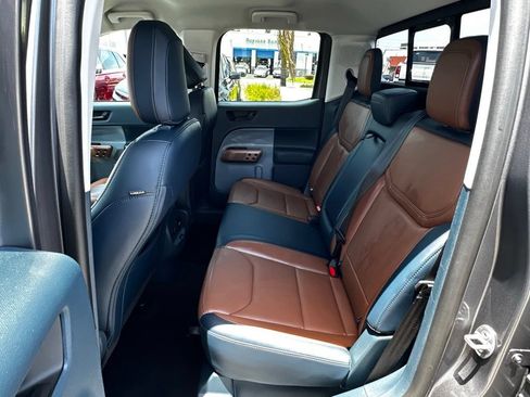 Used 2022 Ford Maverick Lariat w/ Lariat Luxury Package FWD image 20