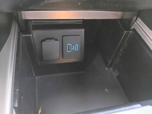 Used 2020 Ford Explorer ST image 16