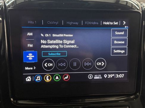 Used 2020 Chevrolet Traverse LT w/ LT Premium Package image 34