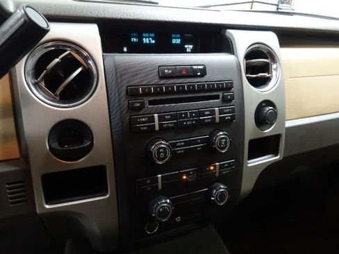 Used 2012 Ford F150 XLT image 29