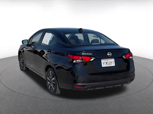 Used 2025 Nissan Versa SV FWD image 10