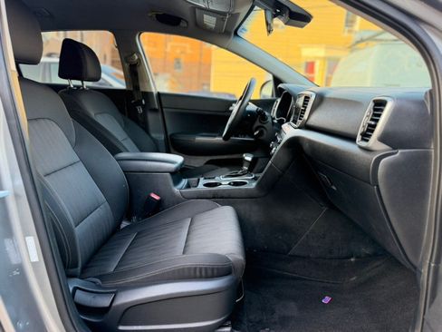 Used 2020 Kia Sportage LX AWD/4WD image 12