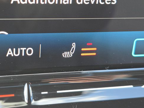 New 2026 Volkswagen Tiguan SE R-Line image 12