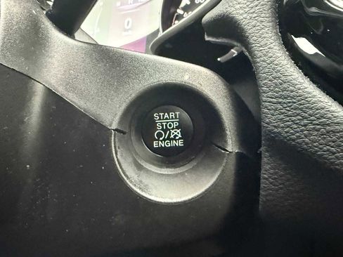 Used 2019 Jeep Compass Altitude image 27