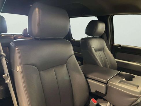 Used 2013 Ford F150 XLT w/ XLT Chrome Pkg image 23