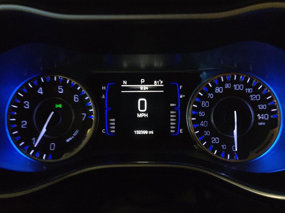 Used 2016 Chrysler 200 Limited FWD image 23