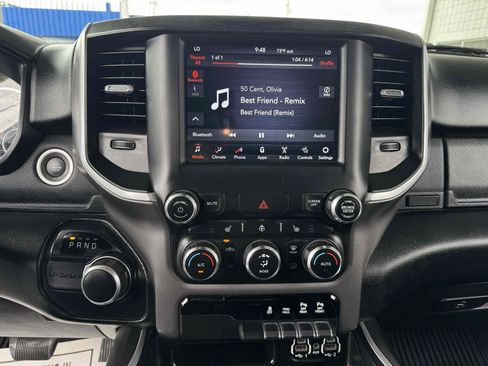 Used 2020 RAM 1500 Big Horn RWD image 14