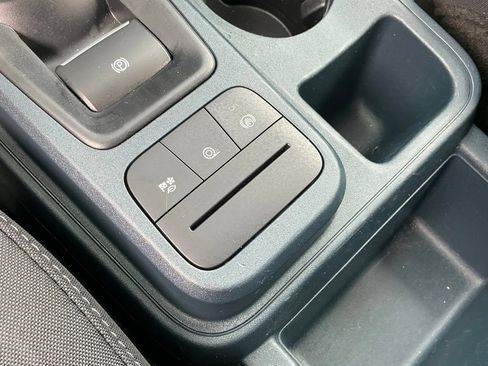 Used 2023 Ford Maverick XL FWD image 37