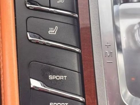 Used 2016 Porsche Panamera GTS image 12